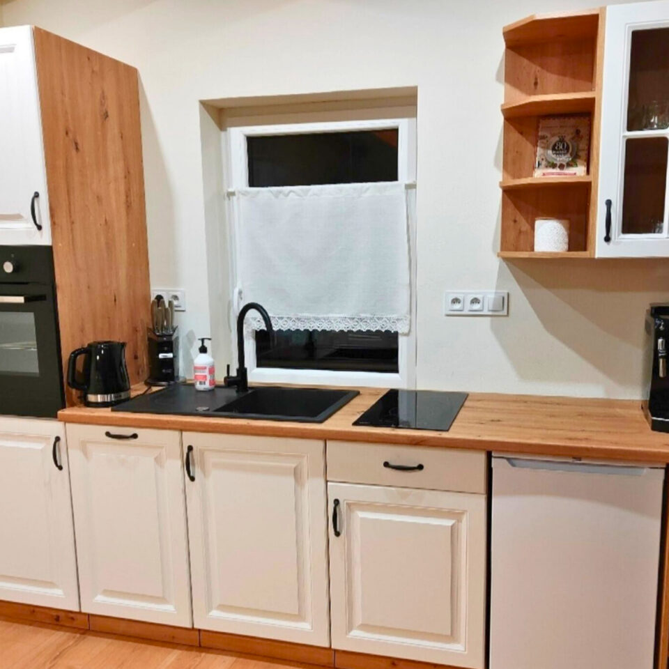 Zielony Bursztyn - agroturystyka, domki letniskowe i sery kozie